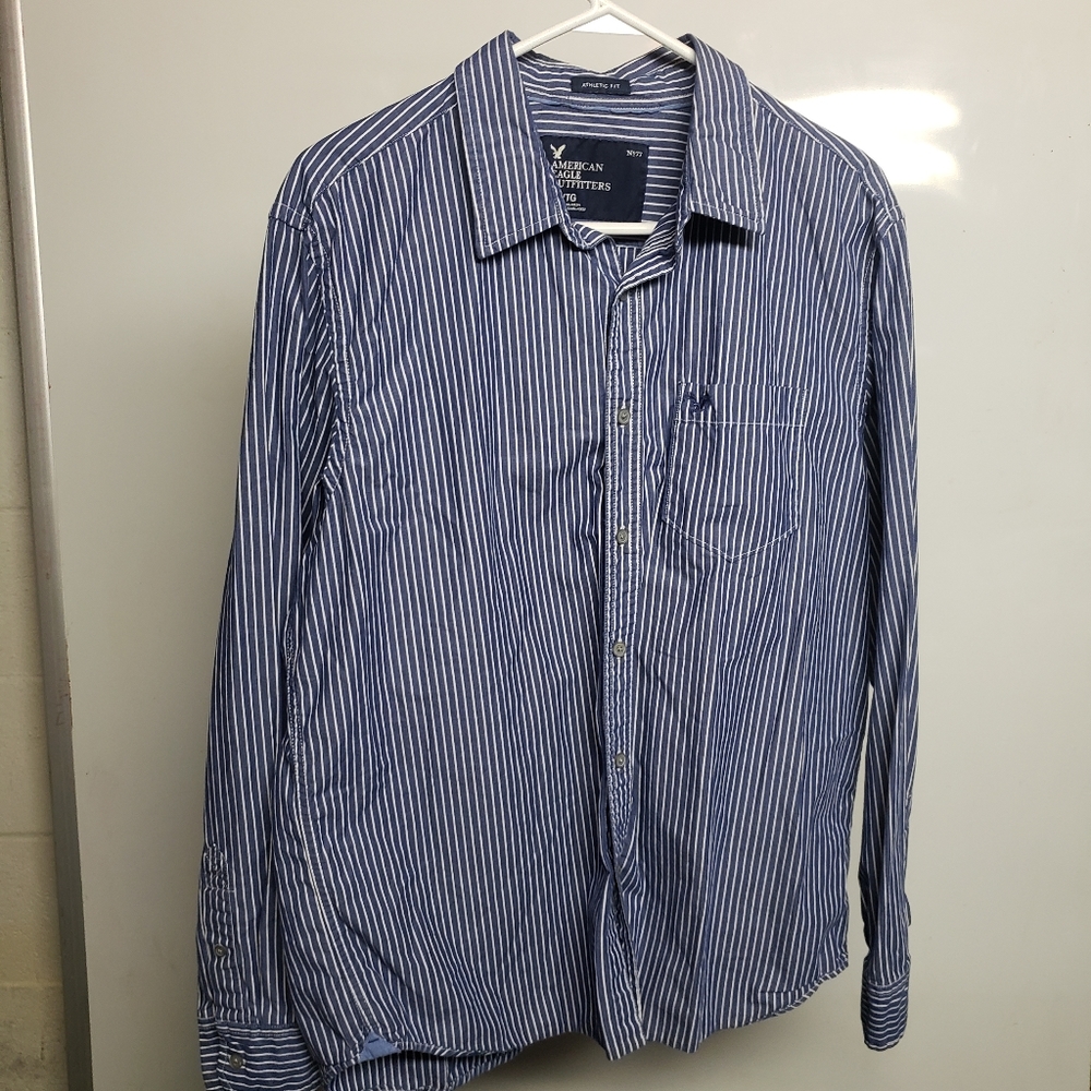American Eagle AE Athletic Fit Long Sleeve Button